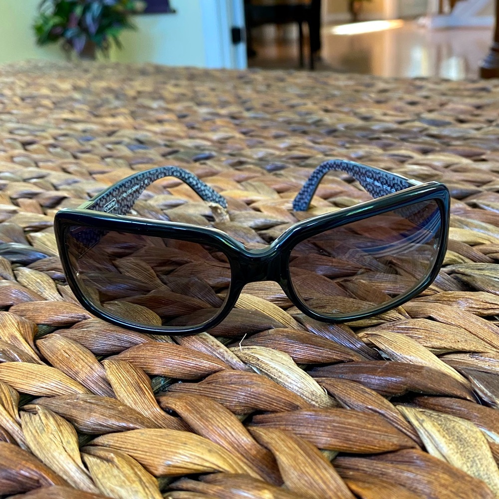 🕶Coach Sunglasses☀️